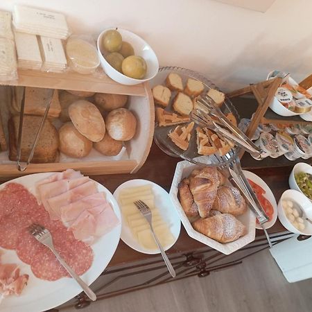 B&B Da Cesco Garda  Exteriör bild